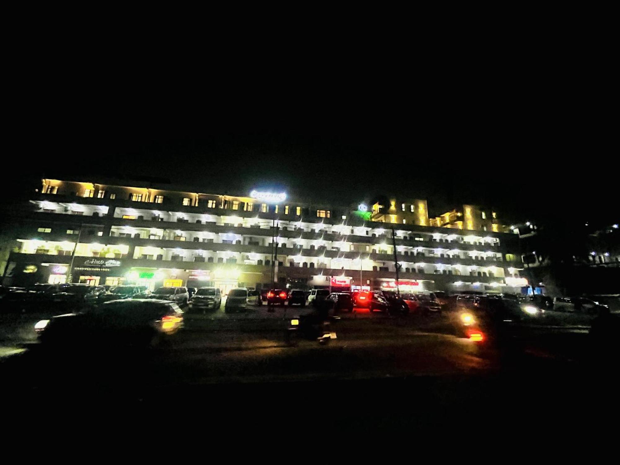 H&H Hotel Kinshasa Buitenkant foto
